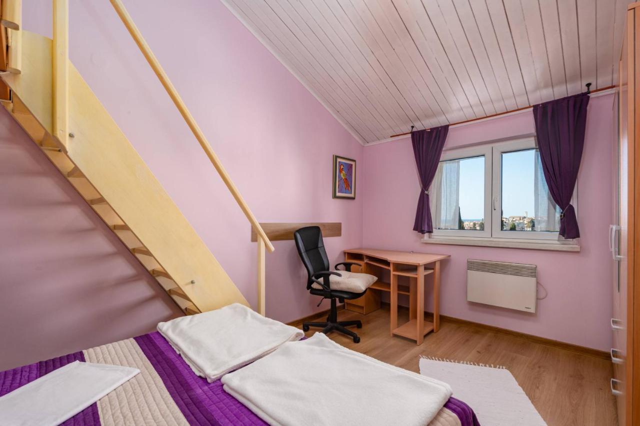 Apartment Josephine Ровинь Экстерьер фото