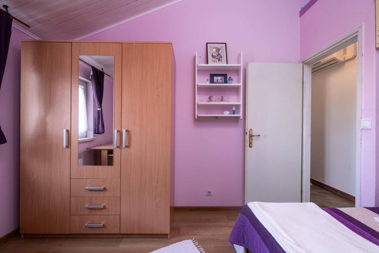 Apartment Josephine Ровинь Экстерьер фото